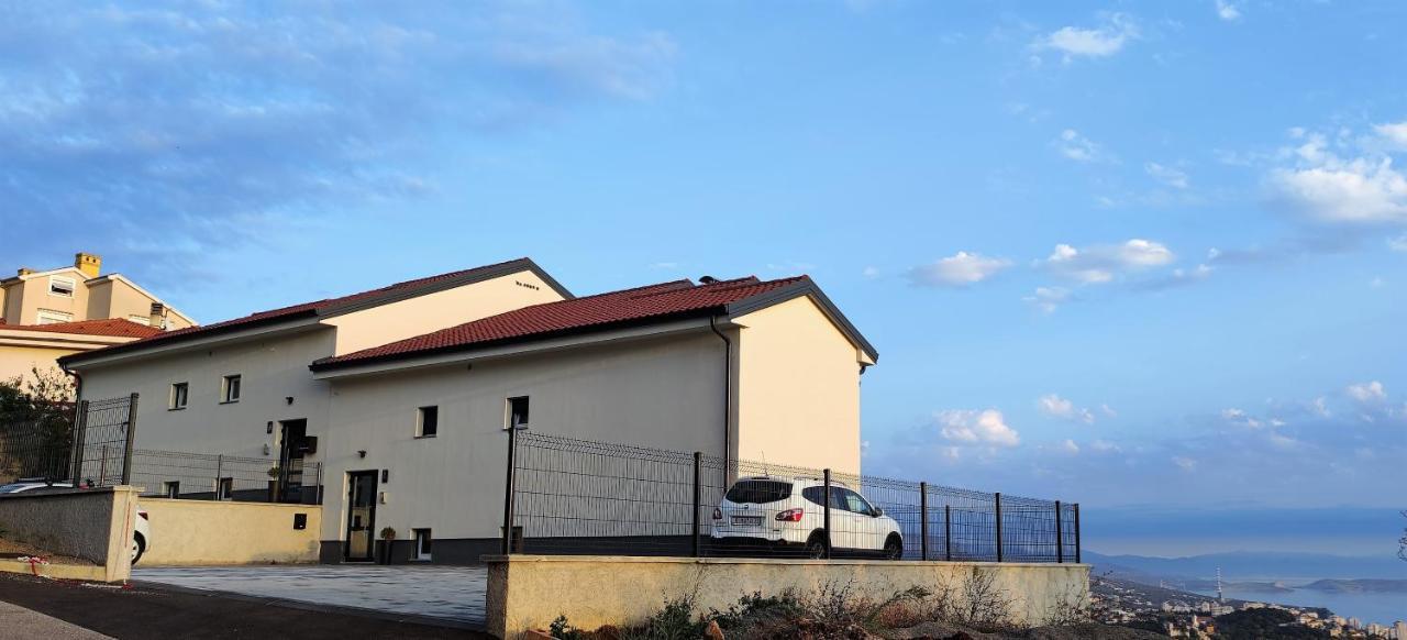 里耶卡Drenova Hills公寓 外观 照片